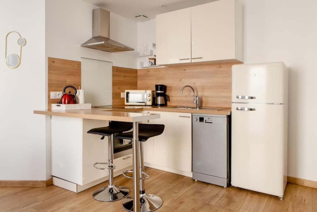 Maison Tourangelle Chic & Cosy Avec Cour Tours Dış mekan fotoğraf